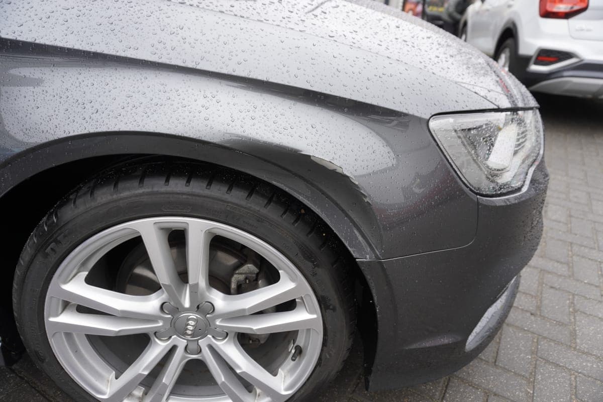 Kotflügel-Reparatur Audi — Kotflügel und Radlauf fachgerecht instandgesetzt, BLK GmbH Berlin